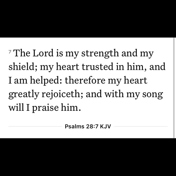 WELCOME TO OUR LITTLE CLOSET! 💛 - Picture 2 of 2